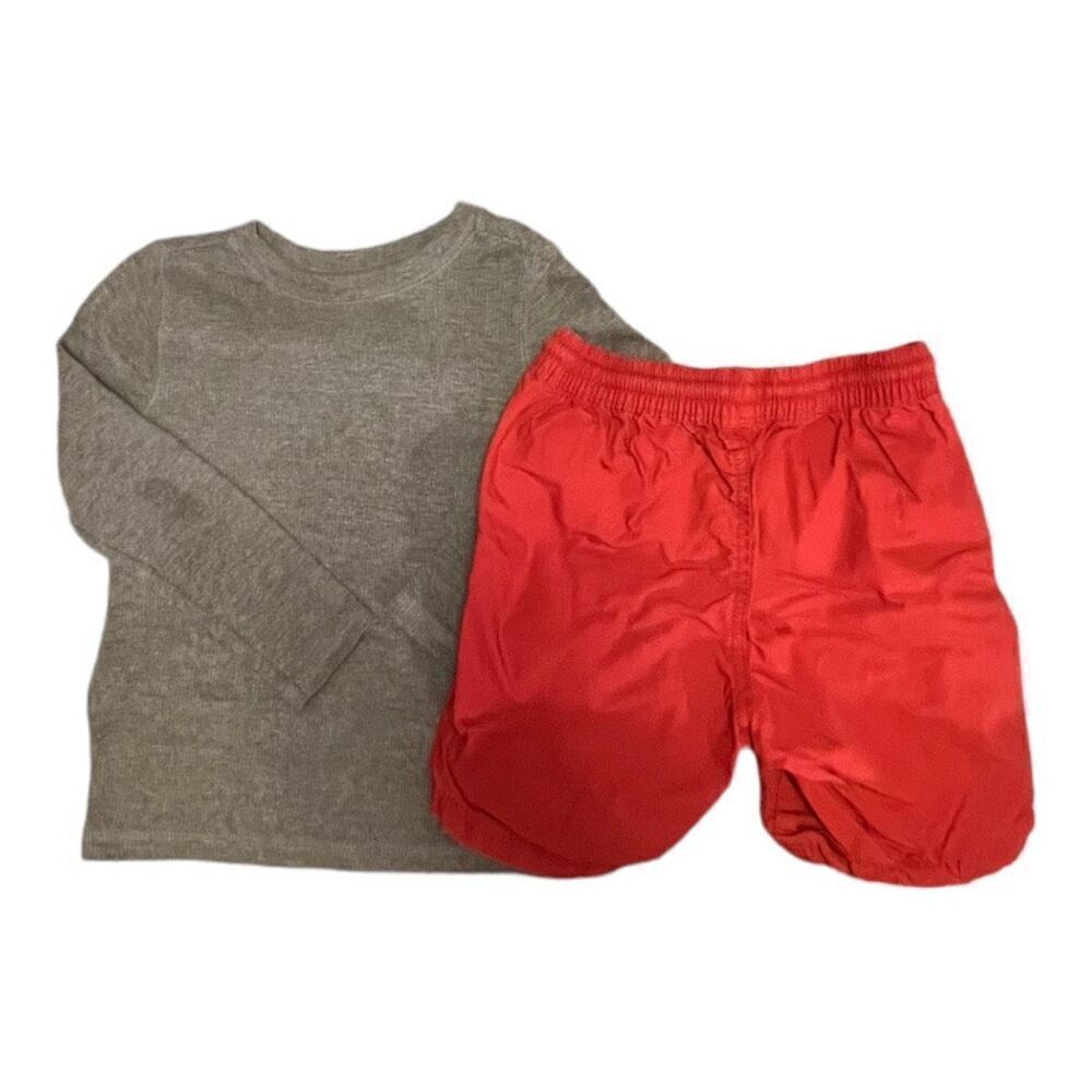 Old Navy Outfit + 1 T-shirt